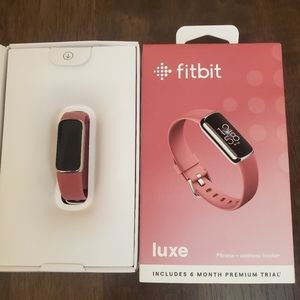 Fitbit Luxe